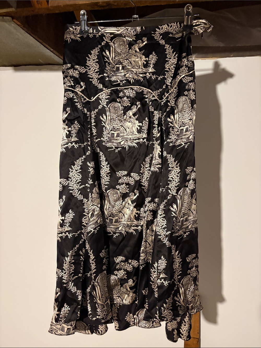 Real silk flowy midi skirt new with tags